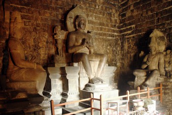 ムンドット寺院