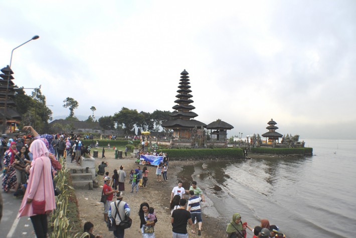 ウルンダヌ・ブラタン寺院