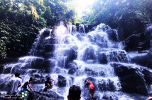 秘境　これは必見　[カントランポの滝 / Kanto Lampo Waterfall ] 危険なのか！！