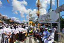 バリ島のお祭りに遭遇！